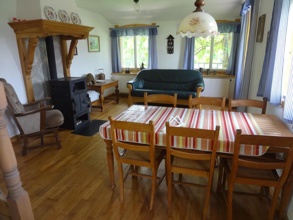 Chata Hugo - 3 Retreat Apartments Танвалд Екстериор снимка