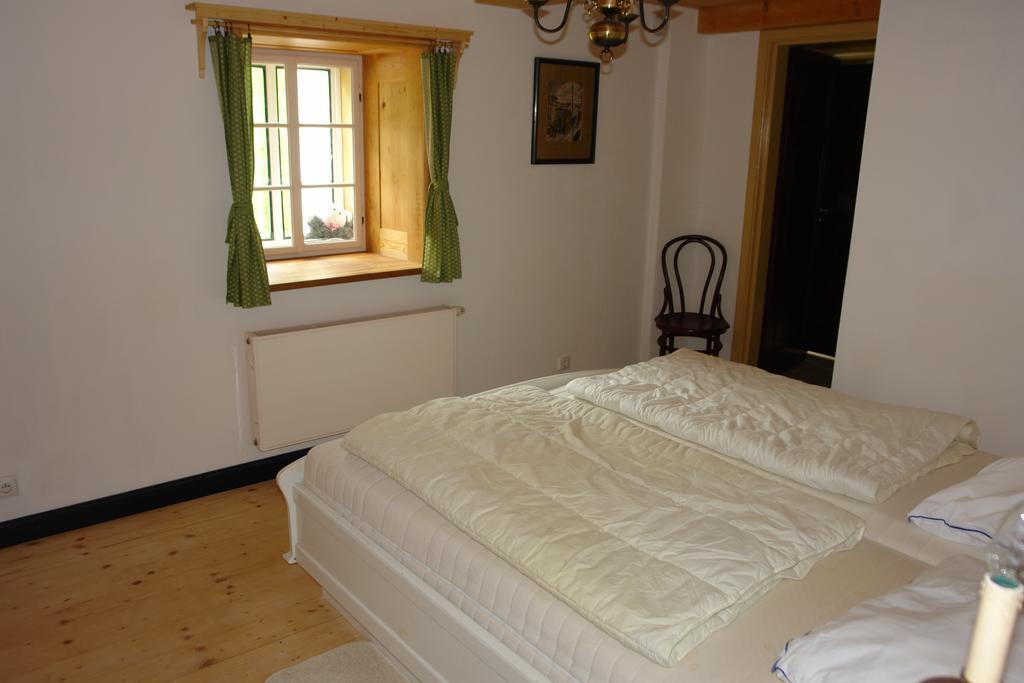 Chata Hugo - 3 Retreat Apartments Танвалд Екстериор снимка